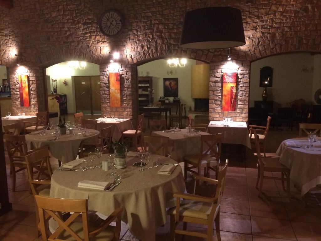 Logis Hotel Restaurant Le Mas De Mon Pere Saint-Jean-le-Centenier Dış mekan fotoğraf
