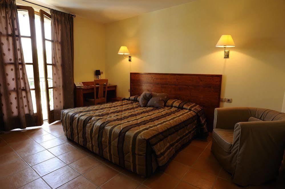 Logis Hotel Restaurant Le Mas De Mon Pere Saint-Jean-le-Centenier Dış mekan fotoğraf