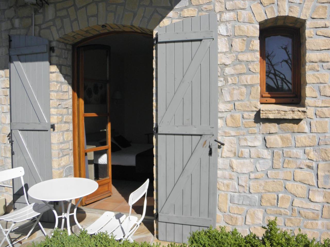 Logis Hotel Restaurant Le Mas De Mon Pere Saint-Jean-le-Centenier Dış mekan fotoğraf